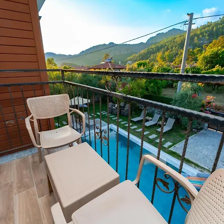 Mimosa Villa